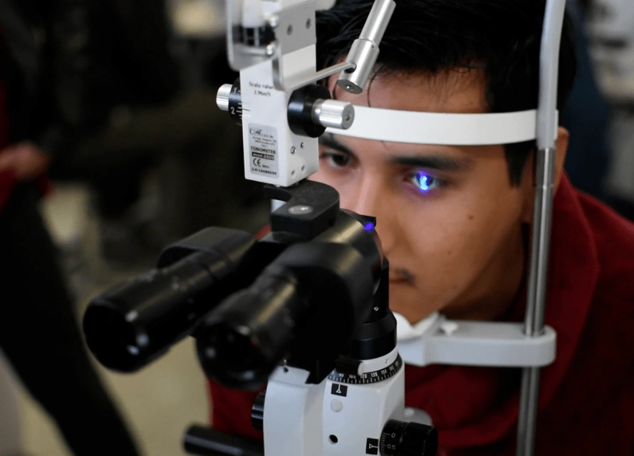 Oftalmologo especialista en Retina Queretaro